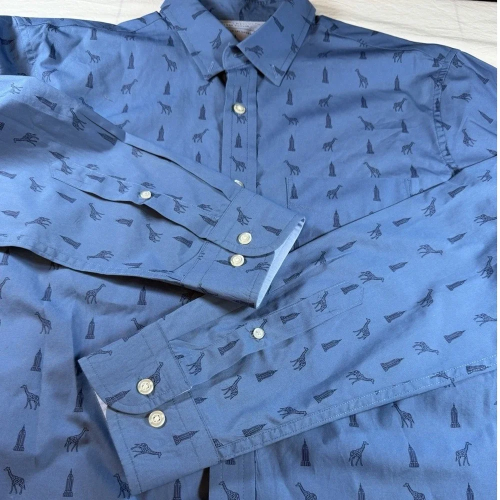 Banana Republic Shirt Mens L Blue Giraffe Empire State Building Slim Fit EUC